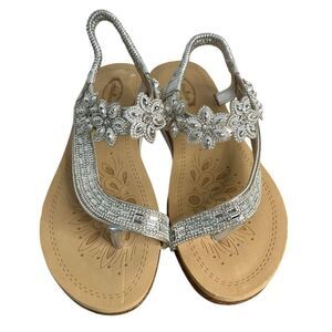 Atalina Rhinestone Embellished Sandals Womens 9M 39 Silver Flower Wedge Shoes